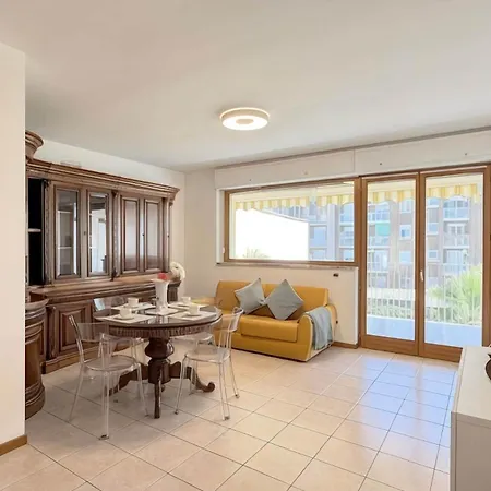 Homeby, Livigno Apartment